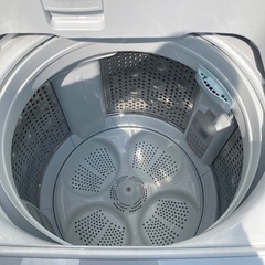 綺麗な２０２３製全自動洗濯機の画像