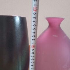 花瓶２個　差し上げますの画像