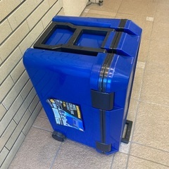 クーラーボックス 46L 車輪付きの画像