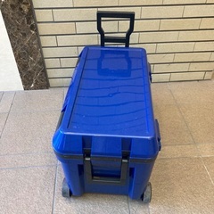 クーラーボックス 46L 車輪付きの画像
