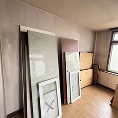 古建具 木製ドア＆襖 無料 譲ります（DIY・リメイク素材／旭川市内）の画像