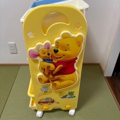 プーさんの3段収納ラックの画像