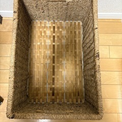 あげます　カゴの画像