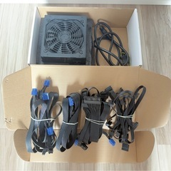 【4台】Cooler Master V10003台、玄人志向1台　電源ユニットの画像