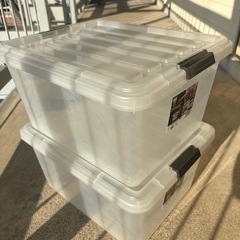 アイリス　クリヤーボックス　中古品　2個
の画像