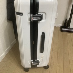 スーツケースの画像