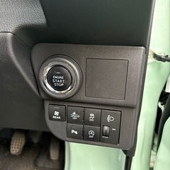 最安値 現行型 令和5年8月 1.5万キロ ハイゼット 切替え4WD　オートマ 9インチスマホ連携ナビ 安全装備搭載 オプションカラー　整備済　　の画像