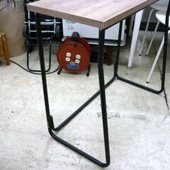 ☆①IRIS OHYAMA アイアンウッドデスク IWD-790 机 パソコンデスク 幅790mm 奥行391mm 高さ700mm アイリスオーヤマ 学習机 PCデスク 札幌市 豊平区 平岸の画像