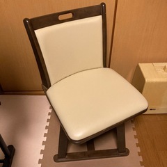 回転椅子の画像