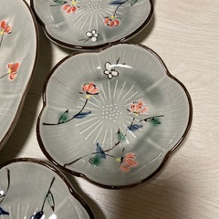 高峰の食器の画像