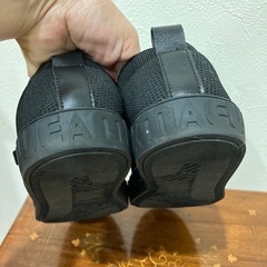 Bou Jeloud スニーカー　美品24.0の画像