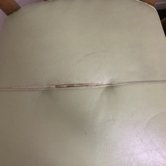 カリモク椅子の画像