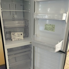 シャーププラズマクラスターノンフロン、271L冷凍冷蔵庫の画像