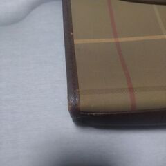BURBERRY クラッチバック　　特価売出しの画像