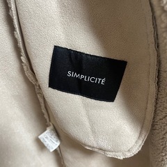 SIMPLICITÉコートの画像
