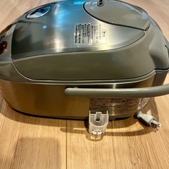 象印 圧力IH炊飯器 5.5合 ステンレス NP-NV10の画像