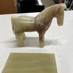 2510-275 馬型 置物 中古美品の画像