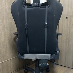 ゲーミングチェアの画像
