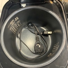 【ジモティー割】アイリスオーヤマ　2023年製　炊飯器　（ID1438）の画像