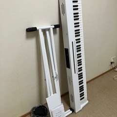 電子ピアノ　の画像