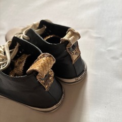 dioNiso ハイカットスニーカーの画像