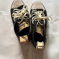 dioNiso ハイカットスニーカーの画像