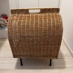 IKEA ウートソッド　ラタン製ドーム型キャットハウスの画像