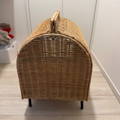 IKEA ウートソッド　ラタン製ドーム型キャットハウスの画像