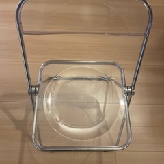 折りたたみチェアの画像