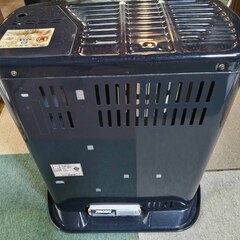 逗子 灯油ストーブ RX-2218Y 6畳 8畳 ヒーター 自然通気型開放式  やかん プラスチック 缶 給油ポンプ サイフォン式手動式 石油ストーブ（ 暖房器具 コロナ ポータブル ヒーター 煮炊き 屋外 冬 キャンプ アウトドア 火力 天板 調理 料理 寒冷地 お湯沸かす レシピ アルミホイル 焼く 銀杏 にんにく 芋 お鍋 スープ ラーメン 災害発生時 停電 Oil Heating Stove 火を囲んで暖まりながら料理 サロンヒーターの画像