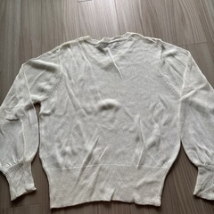 新品未使用　BROWNY ホワイト　長袖　サマーセーターの画像