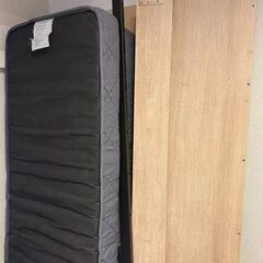 伸長式ソフアベッド 専用ボゲットコイルマットレス付き 床面長さ197cm 【シングル】木製 コンセント すのこベッドの画像