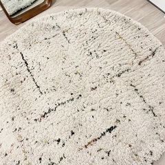円形ラグの画像