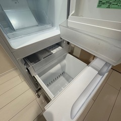【25年3月 新品購入】REFAGE YRZ-F15LW 2ドア冷蔵庫 156L 右開き ホワイト【DD】の画像