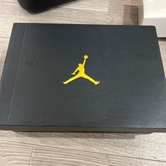 AIR JORDAN1 MID 28cmの画像