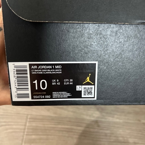 AIR JORDAN1 MID 28cm