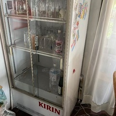 業務用冷蔵庫の画像