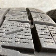 タイヤホイール225/60 R17 5穴 PCD100 スタッドレス iG70の画像