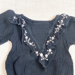 【pairmanon】 ペアマノン 花柄ロンパース 70サイズ の画像