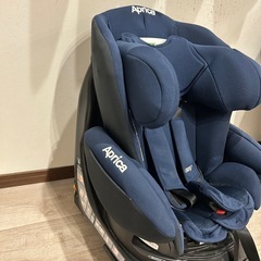 アップリカ チャイルドシートの画像