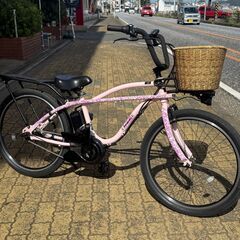 ★バイクラッピングのアクセントがとてもかわいい★Panasonic　BP02　パナソニック　電動アシスト自転車（ピンク）　ビーチクルーザータイプでとってもおしゃれです♪の画像