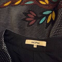 刺繍入り黒フレアスカート xsの画像