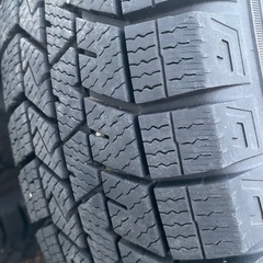 ダンロップ最新型スタッドレス WINTER MAXX03のアルミホイール付き4本セットの画像