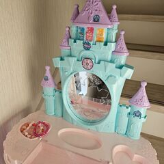 子供のドレッサーの画像