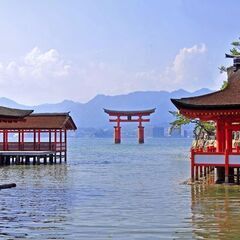 【しゃもじ】 メーカー不明　ＳＫ－ＨＲ－１０２１　宮島（厳島）名物　天然竹使用　ウレタン塗装　２１センチ／１８センチ　新古未使用品　各１本計２本セット　※常温保存可の画像