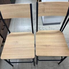 J3085　【リユースのサカイ柏店】　ダイニングテーブルセット　椅子2脚付　木製の画像