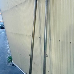 金属フレーム　2m程度　2本の画像