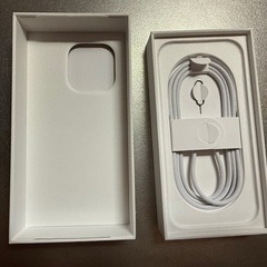 Apple iPhone16pro 空箱+付属品の画像