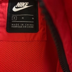 NIKEジャケットの画像