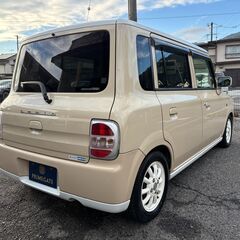 商談中【総額コミコミ】広島発プライムゲート18年アルトラパンL車検令和８年４月１７日　ホワイトツートンルーフ　ホワイト１３インチアルミホイール　ホワイトアンダーガーニッシュ　ローダウン　ウッド調インテリアパネル　ウッド調コンビハンドル　ブラックレザー調シートカバー　タイミングチェーン 軽自動車　格安の画像